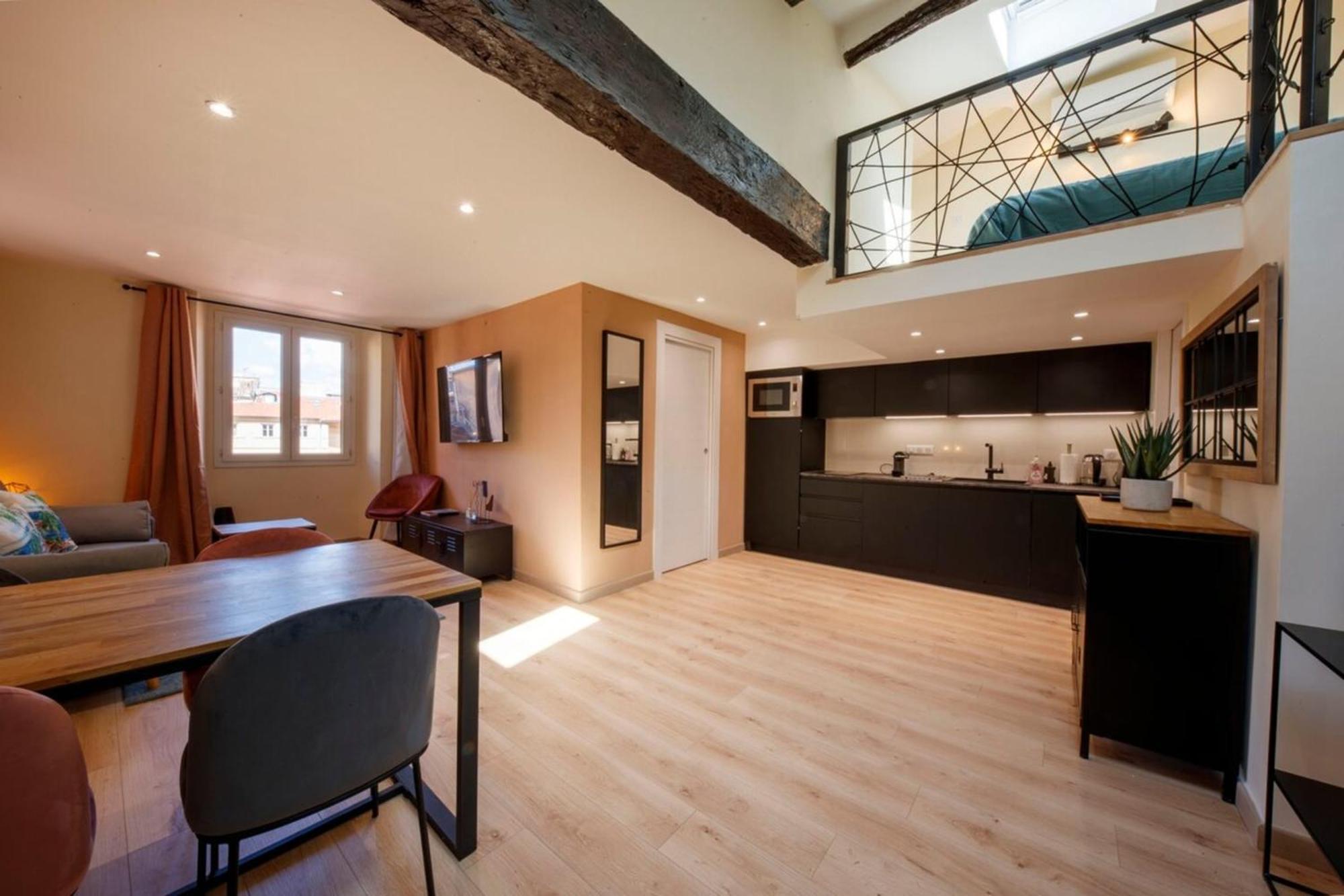 Cœur du Vieux Nice: bel appartement moderne rénové Exterior foto