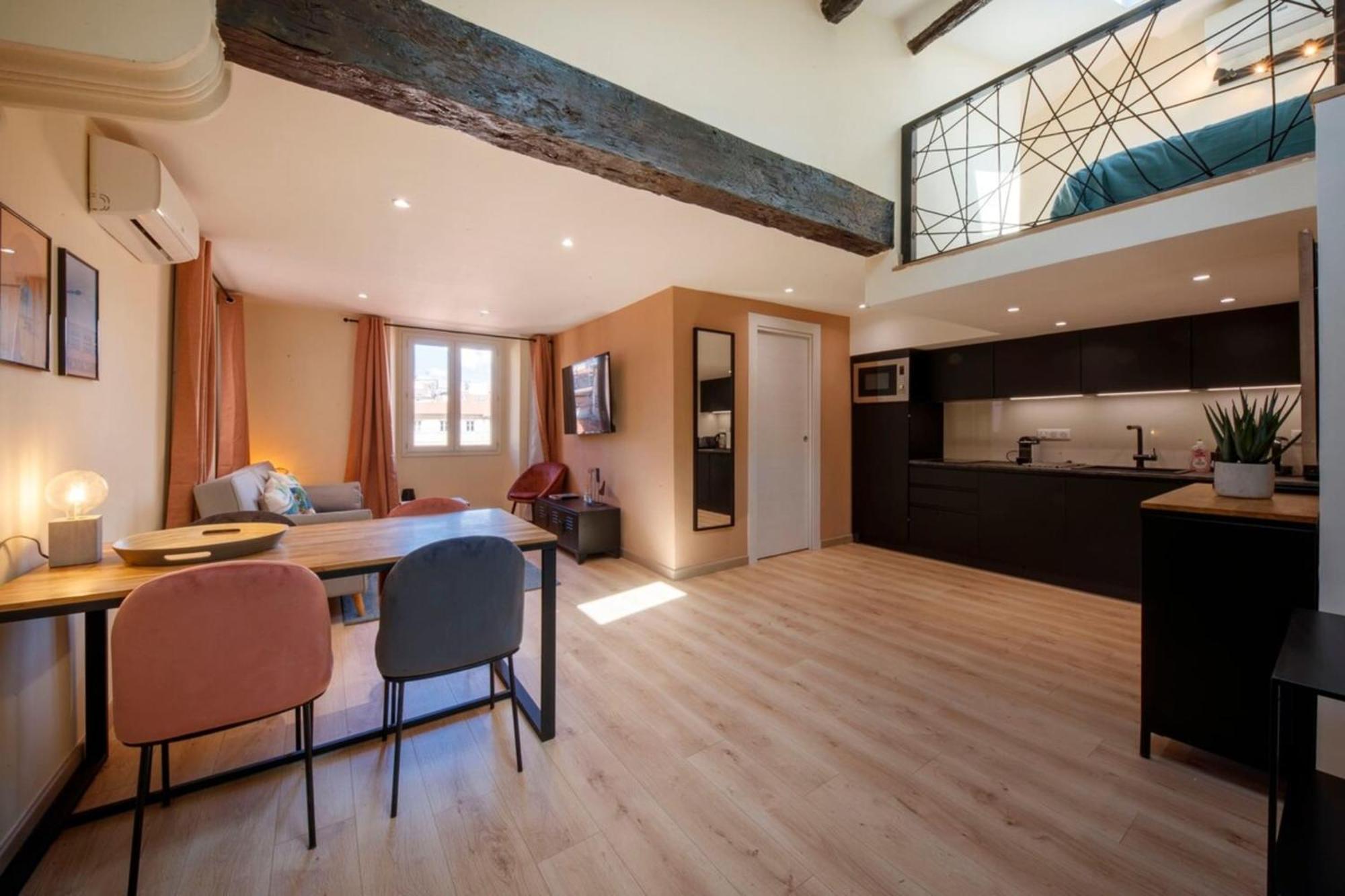 Cœur du Vieux Nice: bel appartement moderne rénové Exterior foto